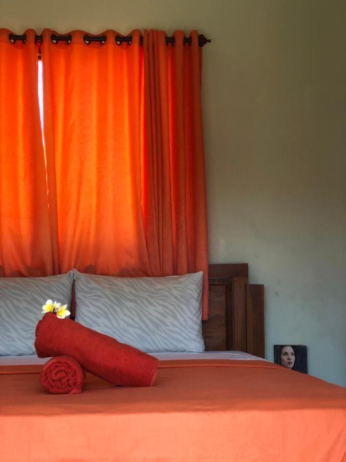 Tira Amed Homestay Екстериор снимка