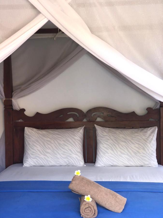 Tira Amed Homestay Екстериор снимка