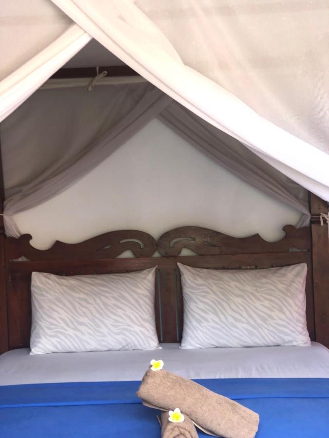 Tira Amed Homestay Екстериор снимка