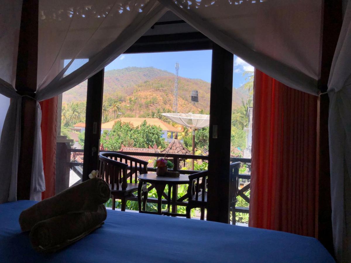 Tira Amed Homestay Екстериор снимка