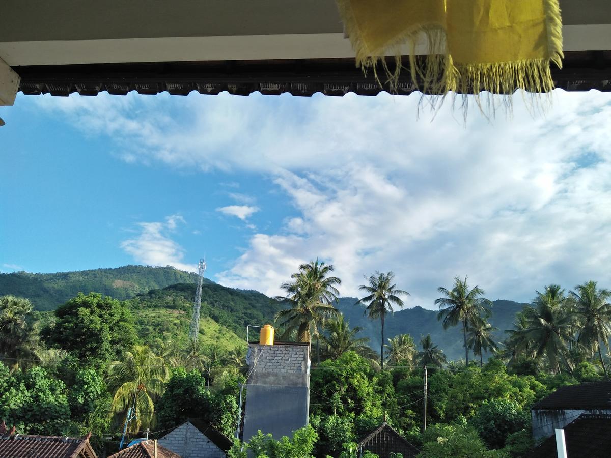 Tira Amed Homestay Екстериор снимка