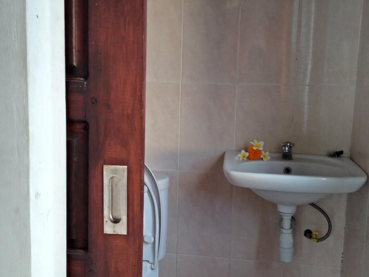 Tira Amed Homestay Екстериор снимка