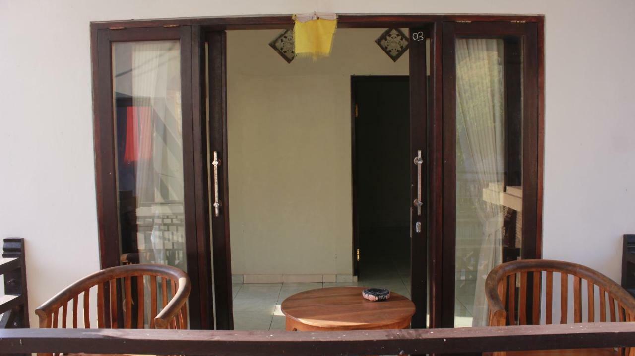 Tira Amed Homestay Екстериор снимка